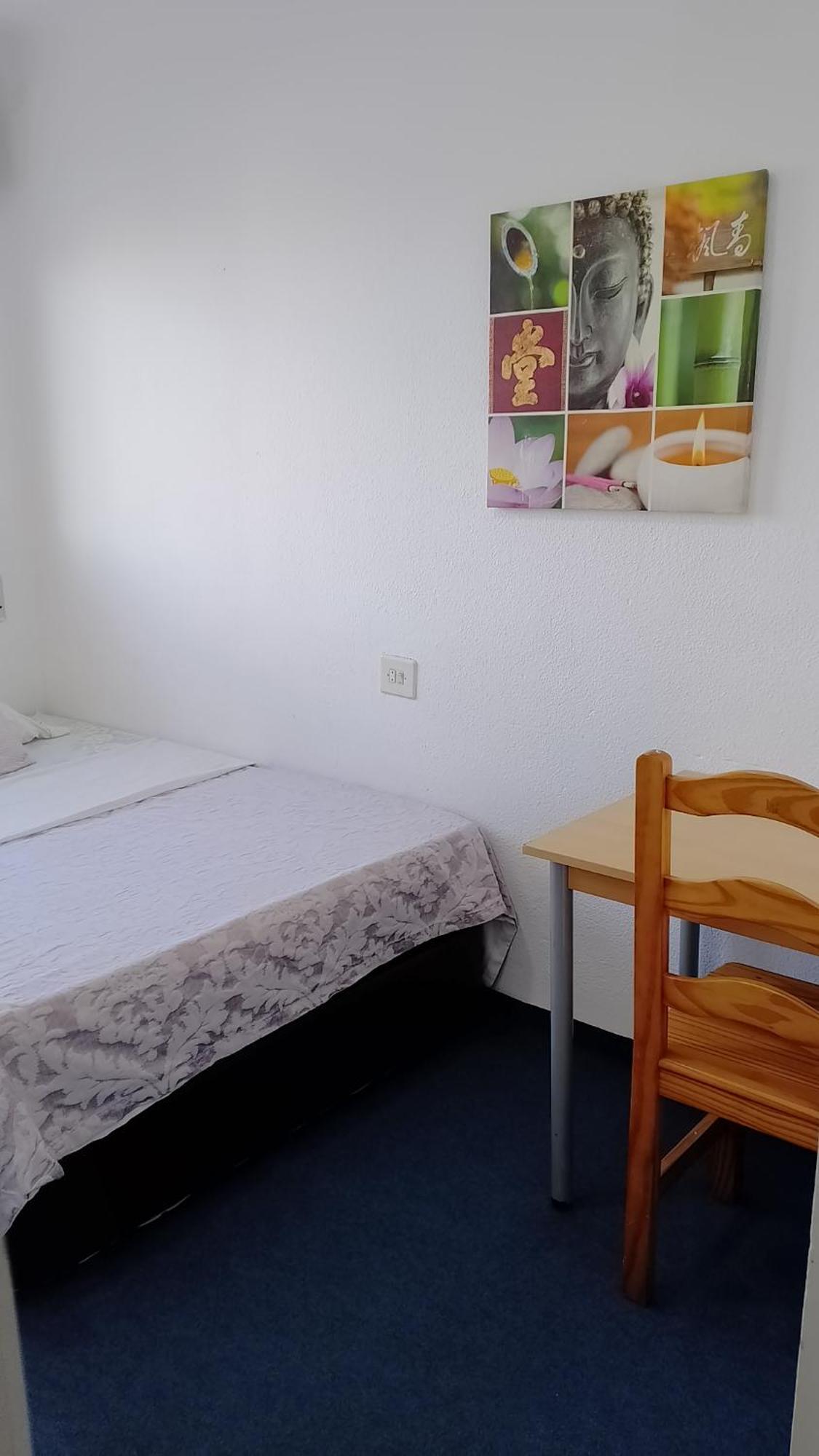 Habitacion Privada Centro Malaga Cerca Tren Maria Zambrano Y Playa Muy Buena Conexion Wifi Exteriér fotografie